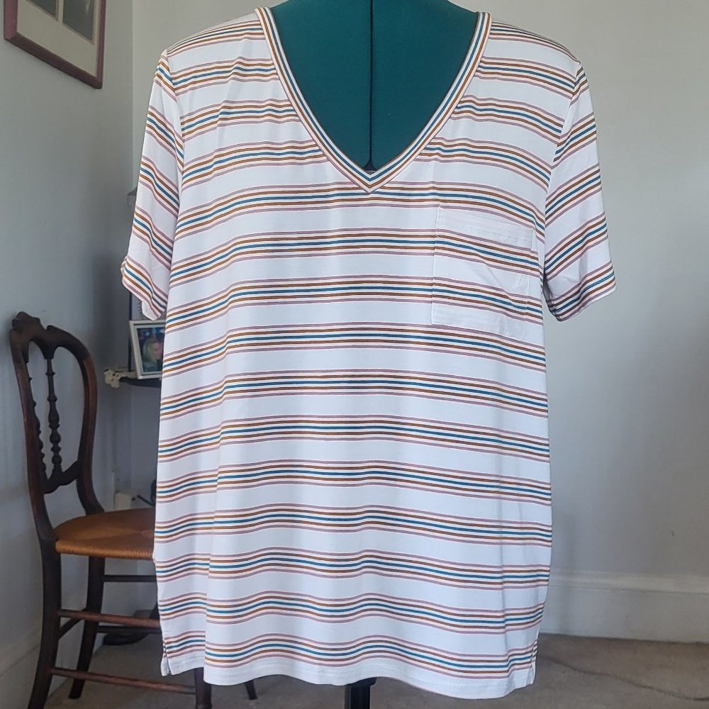 Short Sleeve Pocket Tee - Soft & Comfy